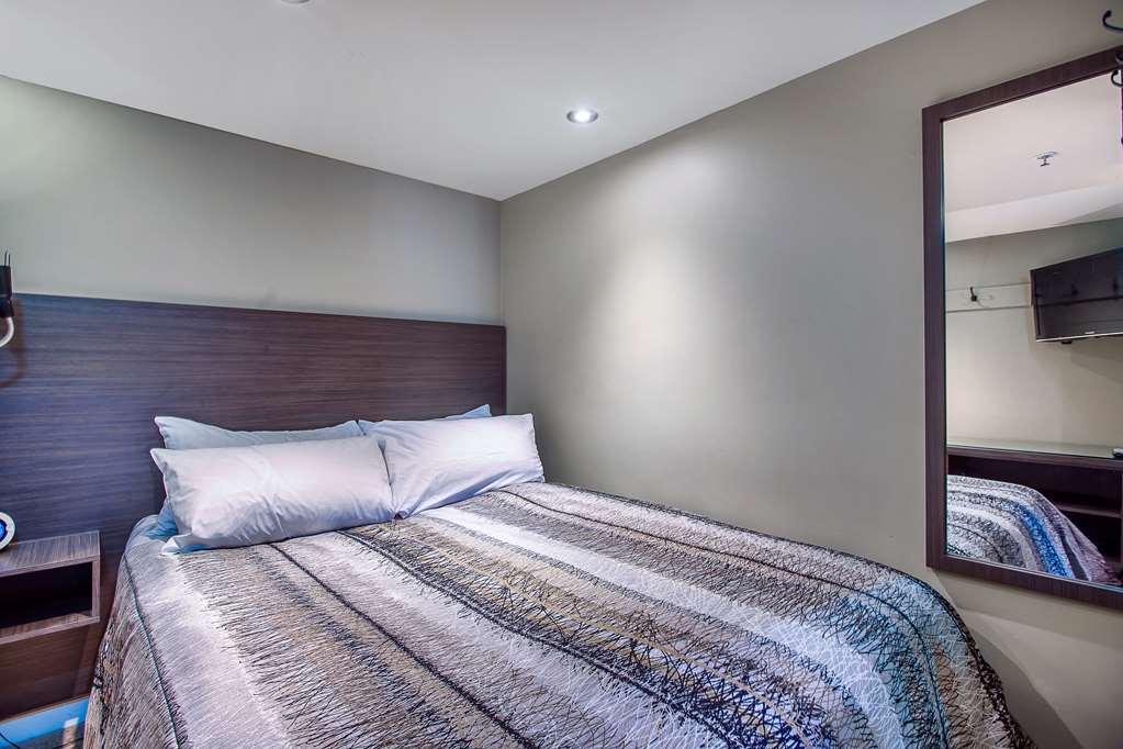 Sundial Hotel Уислър Стая снимка