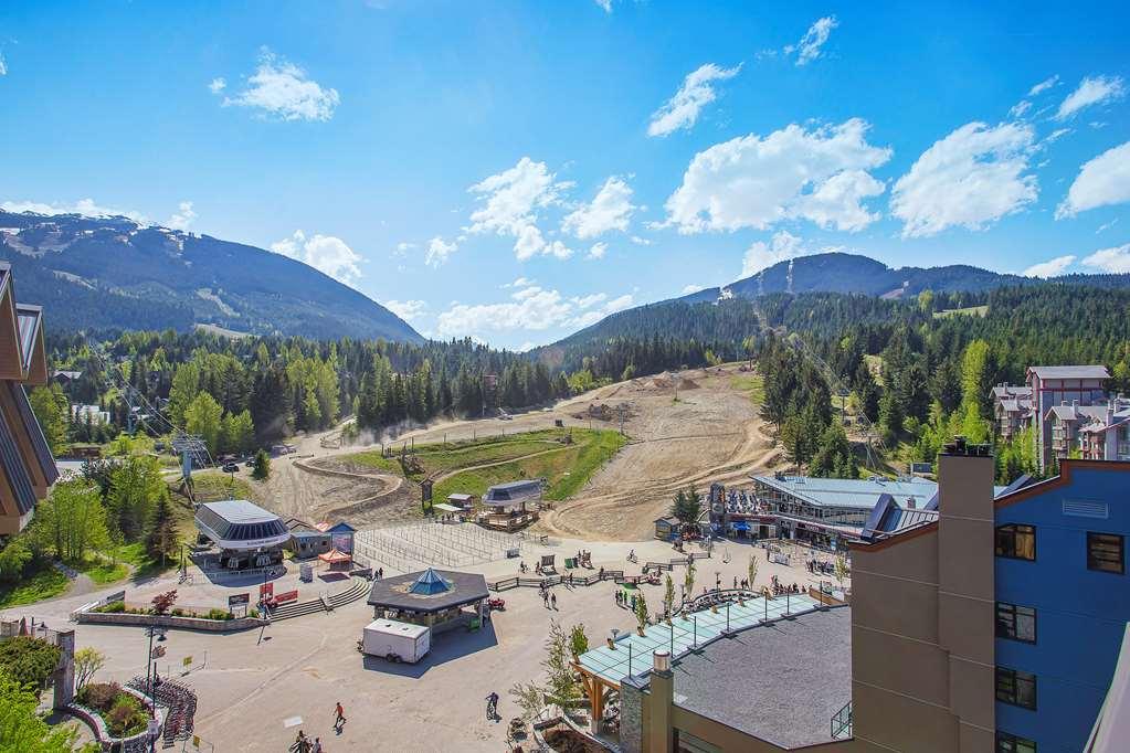 Sundial Hotel Уислър Екстериор снимка