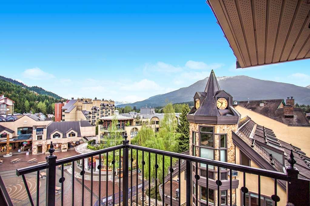 Sundial Hotel Уислър Екстериор снимка