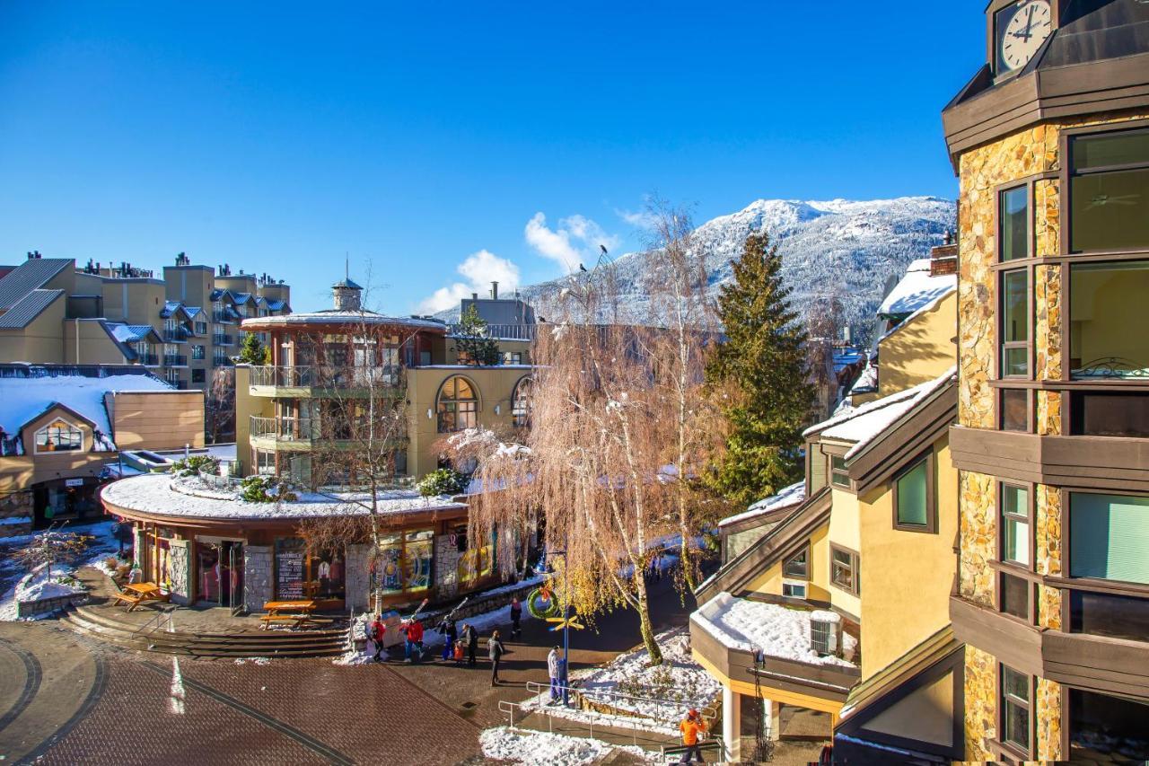 Sundial Hotel Уислър Екстериор снимка
